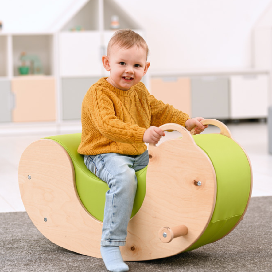 arredo-per-asili-dondolo-verde-moje