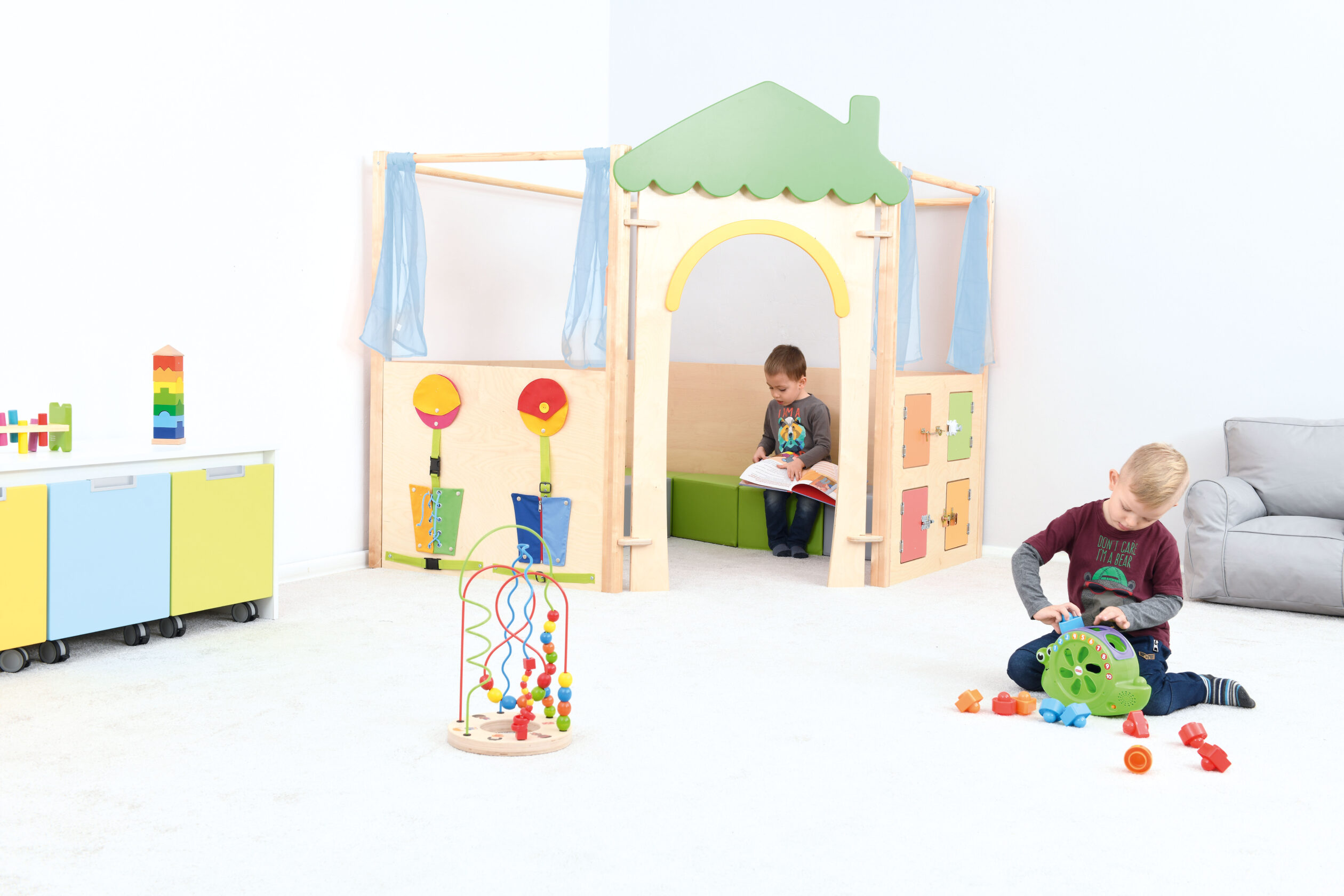 arredo-per-asili-casetta-sensoriale-099130