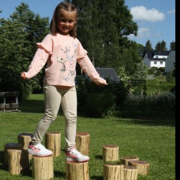 percorso equilibrio esterno da scuola dell'infanzia