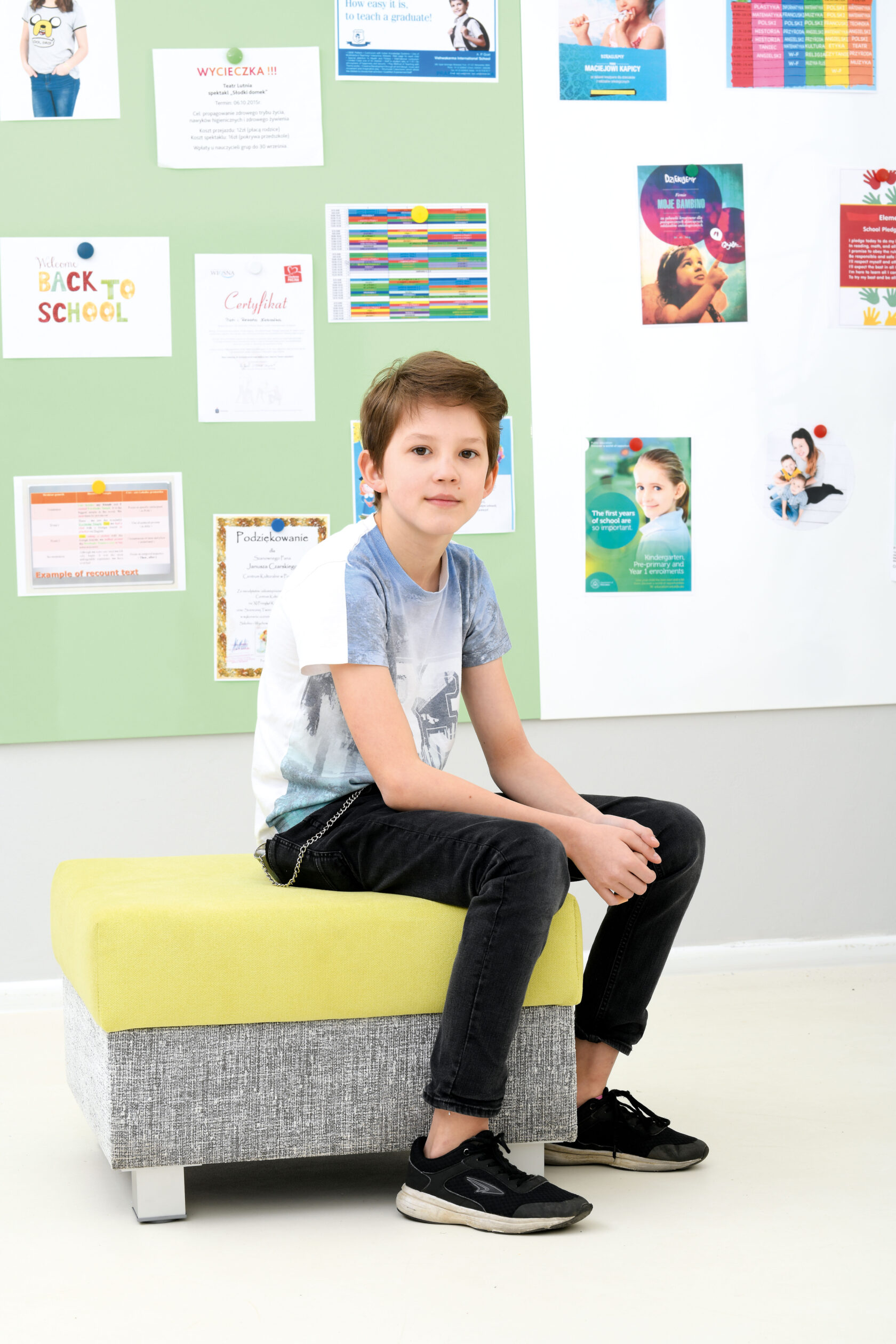 Pouf relax quadrato è un sedile dal design elegante e confortevole, ideale per ogni ambiente grazie alla sua versatilità e resistenza.