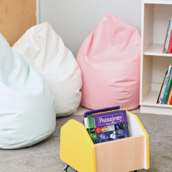 Il Pouf mini è morbido e avvolgente, perfetto per rilassarti in qualsiasi ambiente.