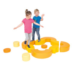 Questo set di 12 blocchi è progettato per offrire un’esperienza di gioco sicura e stimolante, ideale per neonati e bambini.