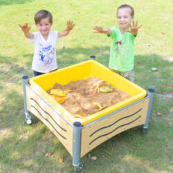 tavolo-mobile-quadrato-per-sabbia-e-acqua-da-esterno-GP3-SW404C-VO2-A-A-2