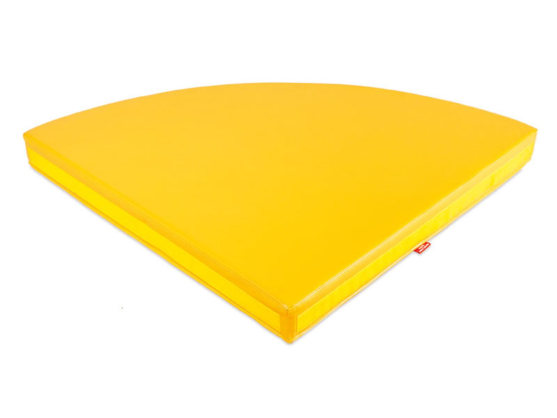 arredo-per-asili- trangolo giallo del Materasso rotondo a spicchi colorato NS789