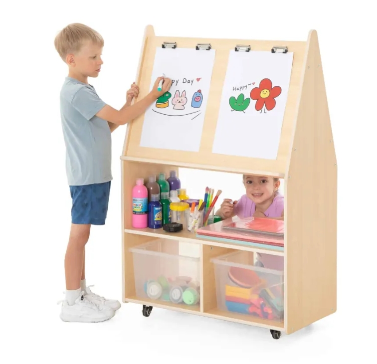 Coniuga funzionalità, sicurezza e un design accattivante a misura di bambino, lo rende uno strumento indispensabile per le attività artistiche quotidiane.