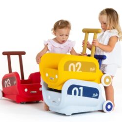 Compatto, leggero e super maneggevole, è progettato per muoversi con estrema fluidità anche negli spazi più piccoli.