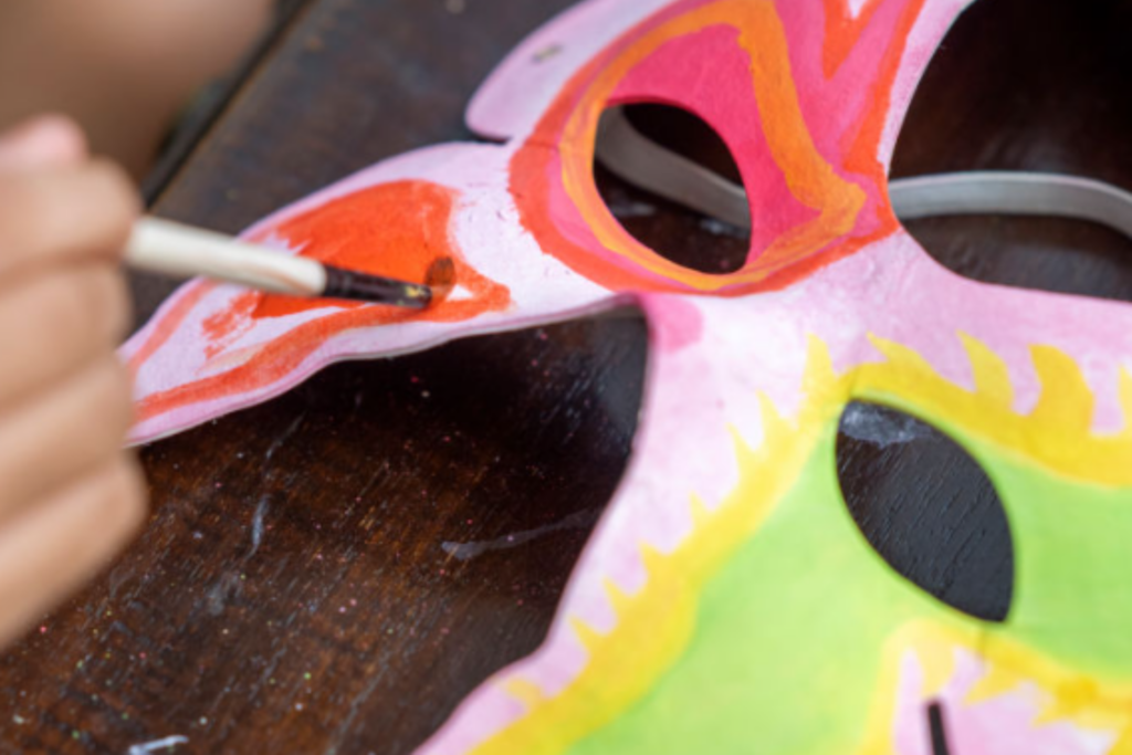 idee di carnevale per bambini a tema montessori nido e scuola dell'infanzia