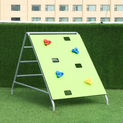 arredo-per-asili-triangolo-arrampicata (1)