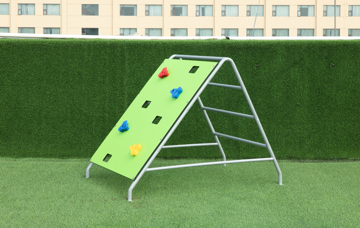 arredo-per-asili-triangolo-arrampicata (13)