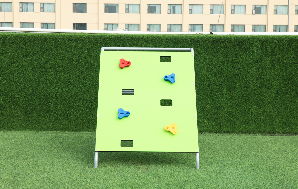 arredo-per-asili-triangolo-arrampicata (14)