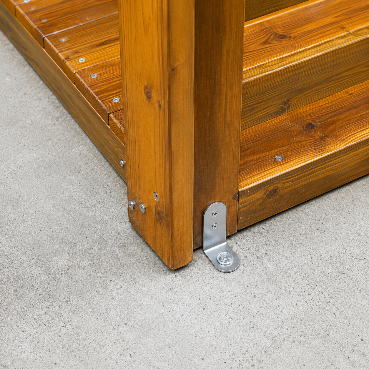 arredo-per-asili-ancoraggio-cemento-2